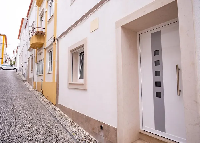 アパート Barca Acustica ナザレ